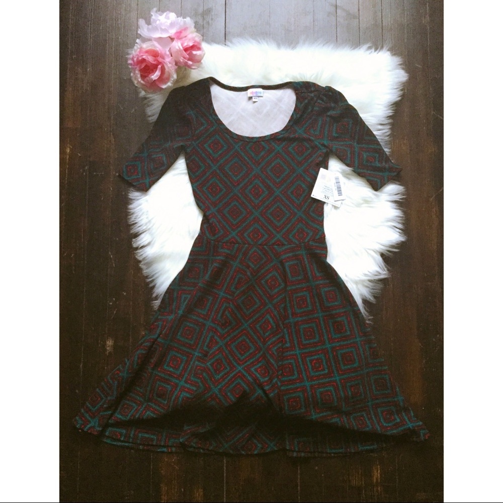 ⭐️ 3 for $30 ⭐️LuLaRoe Nicole dress NWT
